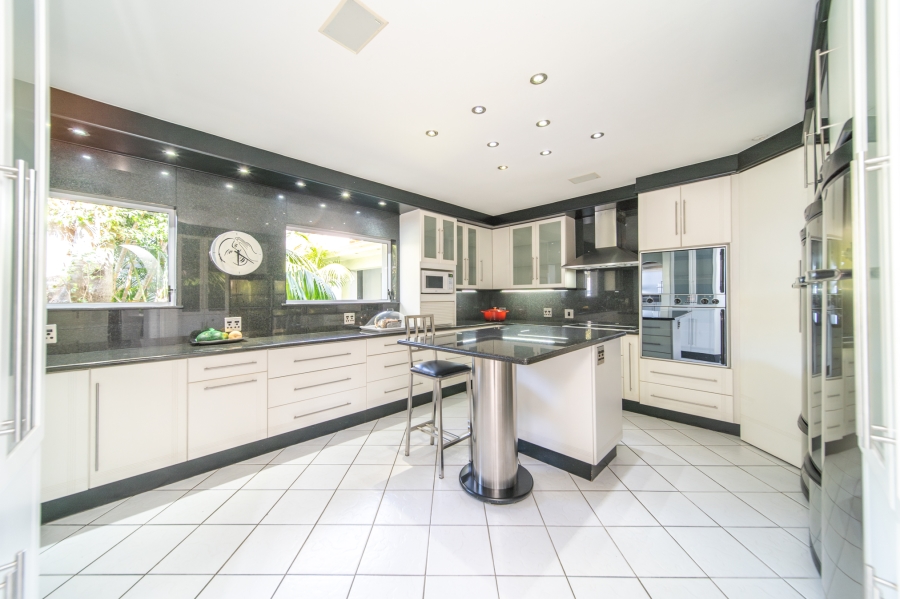 5 Bedroom Property for Sale in Nahoon Valley Park Eastern Cape